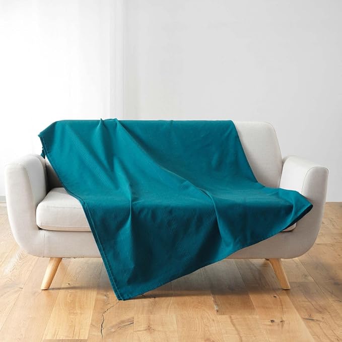 Douceur d'Intérieur Lucile Polycotton Throw Blanket – 180x220 cm Blue Plain Design, Soft & Lightweight Decorative Plaid for Sofa, Bed or Couch – Easy Care