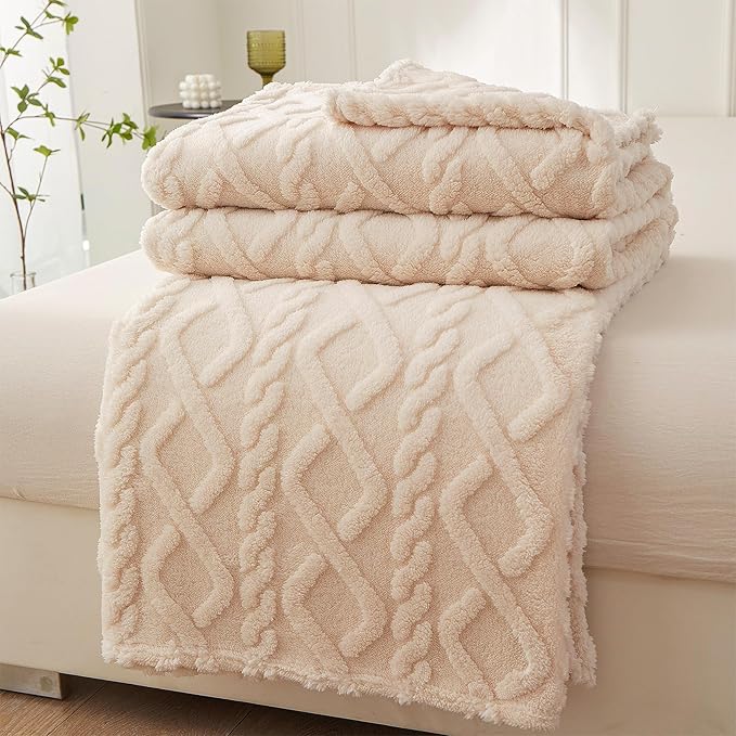 Mezzar Fleece Blanket – 150x200 cm Soft Flannel Throw Blanket for Bed or Sofa, Lightweight & Warm Microfiber Wool-Like Blanket, All-Season Use – White