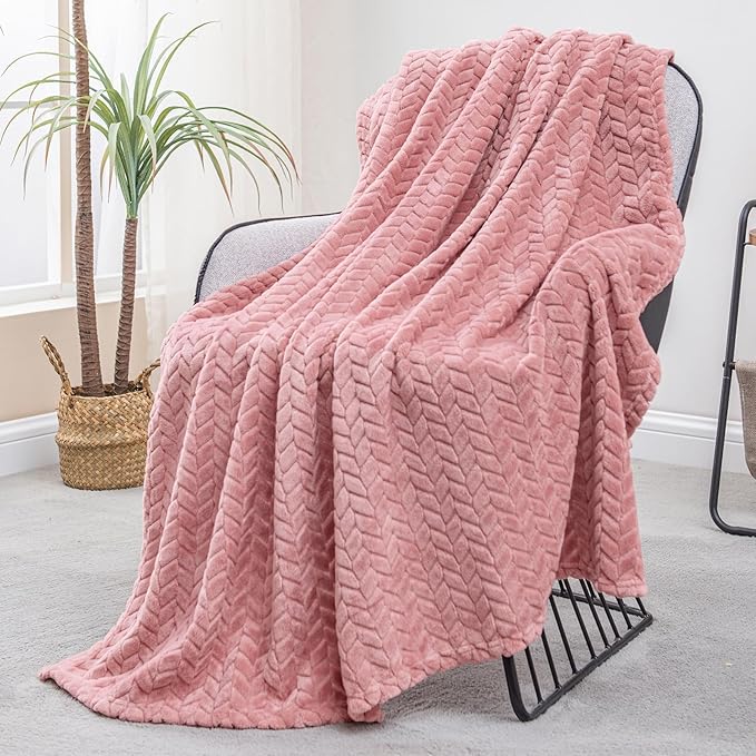 Exclusivo Mezcla Flannel Fleece Throw Blanket – 130x170 cm Soft Lightweight Sofa Blanket with Jacquard Leaf Print, Pink – Cozy Microfiber Plaid for Couch, Bed, Travel & All Seasons