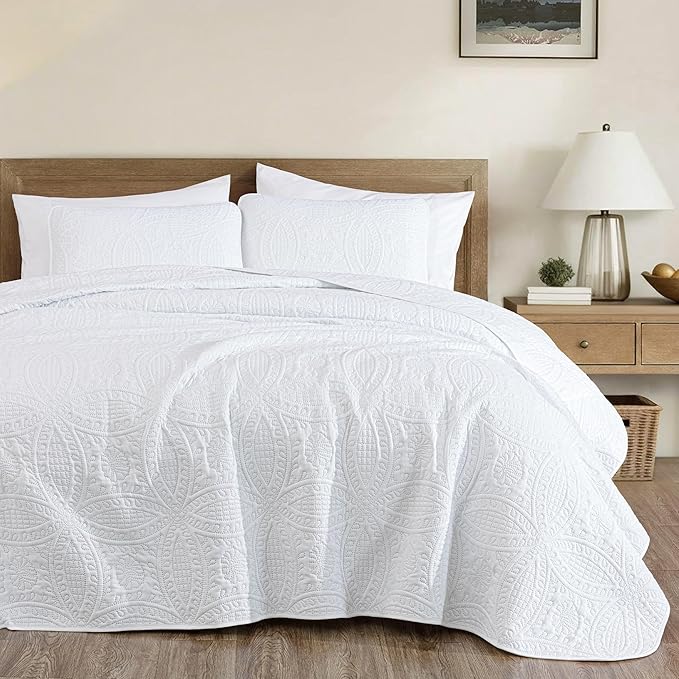 Chezmoi Collection Austin 3-Piece Oversized Duvet Cover Set – Queen Size, 100"x106" Lightweight Bedspread with 2 Pillow Shams, Pinsonic Quilted Design, Soft & Durable – White